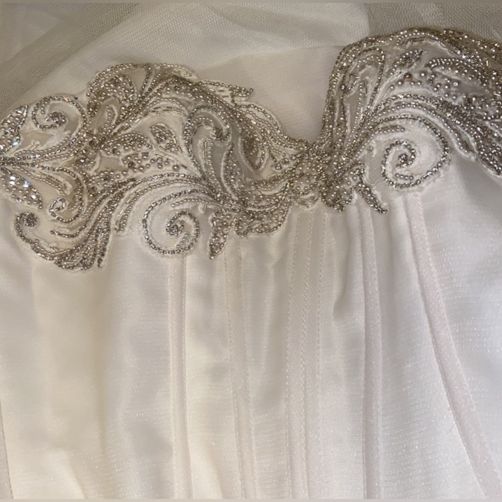 Sottero & Midgley DISCONTINUED Renita wedding dress in IVORY, and Veil. - Picture 14 of 15
